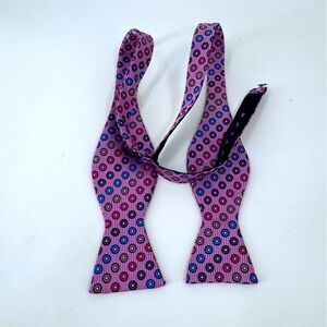 Stacy Adams Pink and Blue Geometric Silk Bow Tie